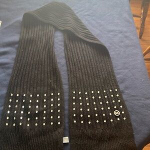 Very stylish BLACK scarf with gems